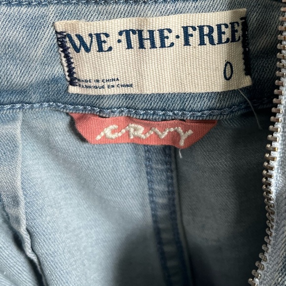 We the free light wash 2nd ave curvy jumpsuit size 0 new with tags - Picture 12 of 13